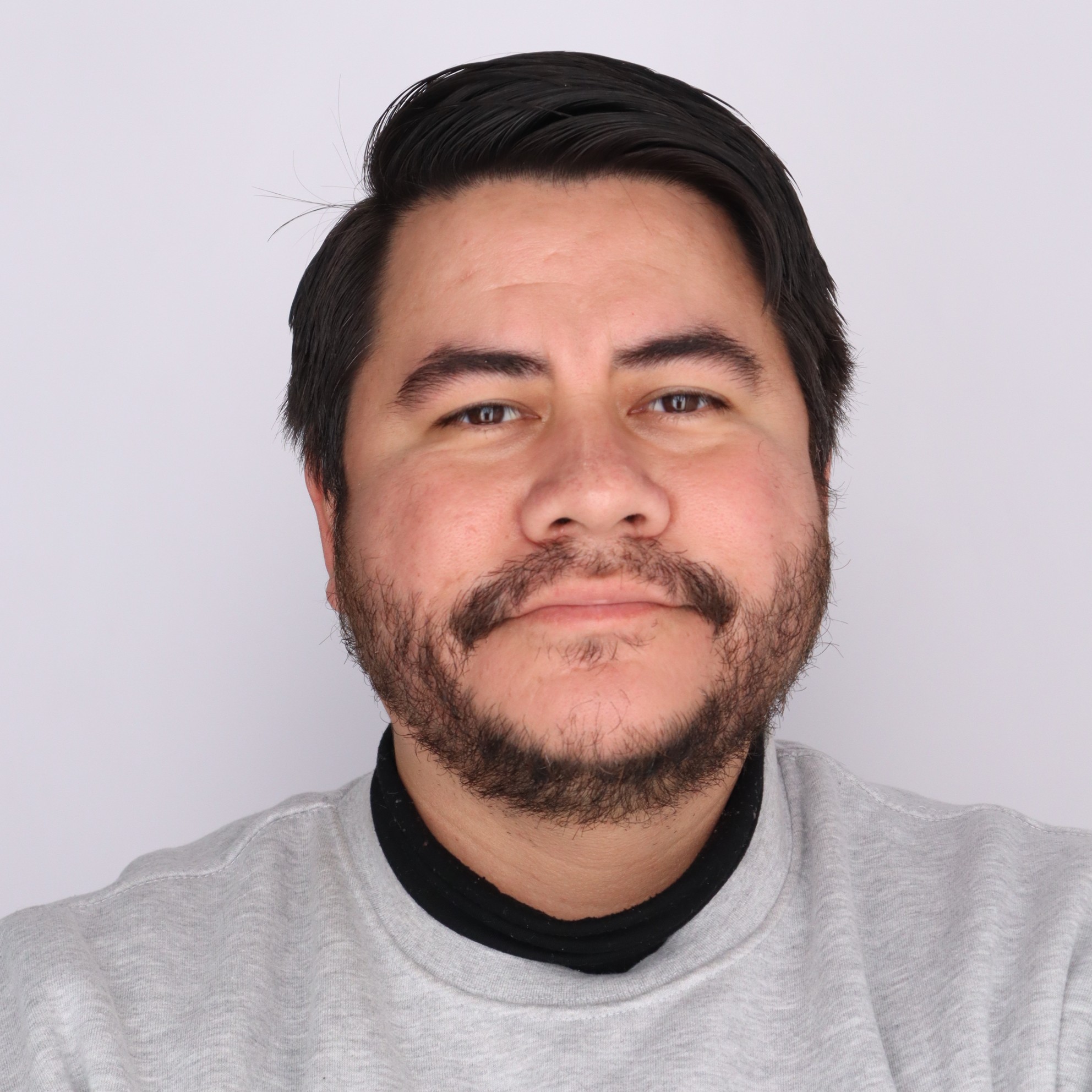 Ivan Aguilar Headshot